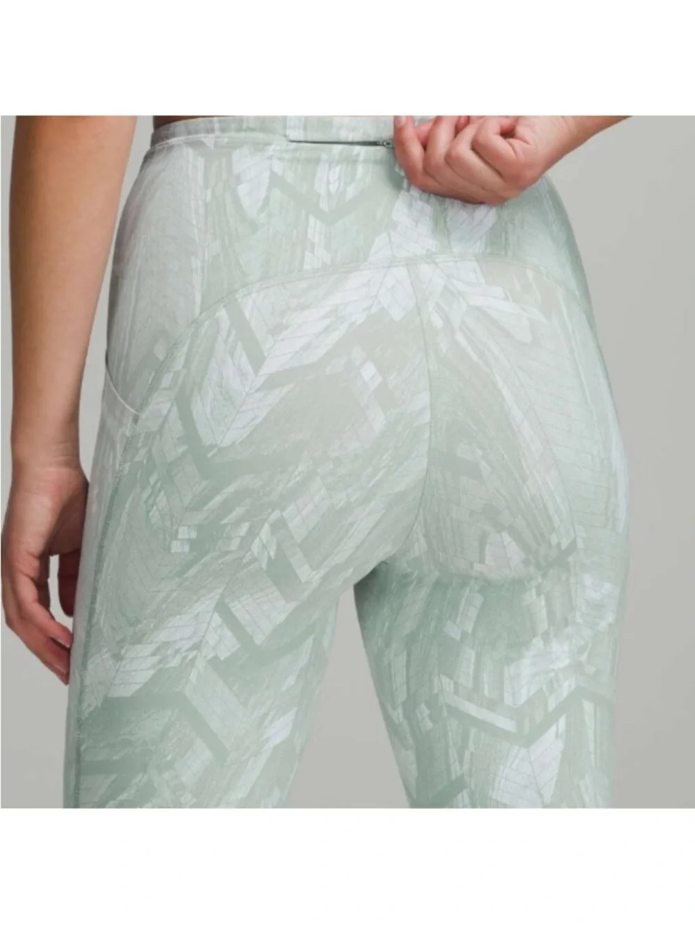 Lululemon Swift Speed High-Rise Crop Leggings Women’s Size 8